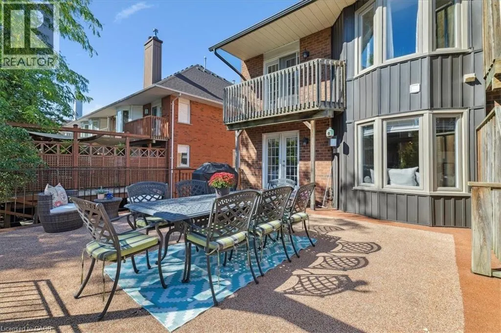 44 SUNVALE Place