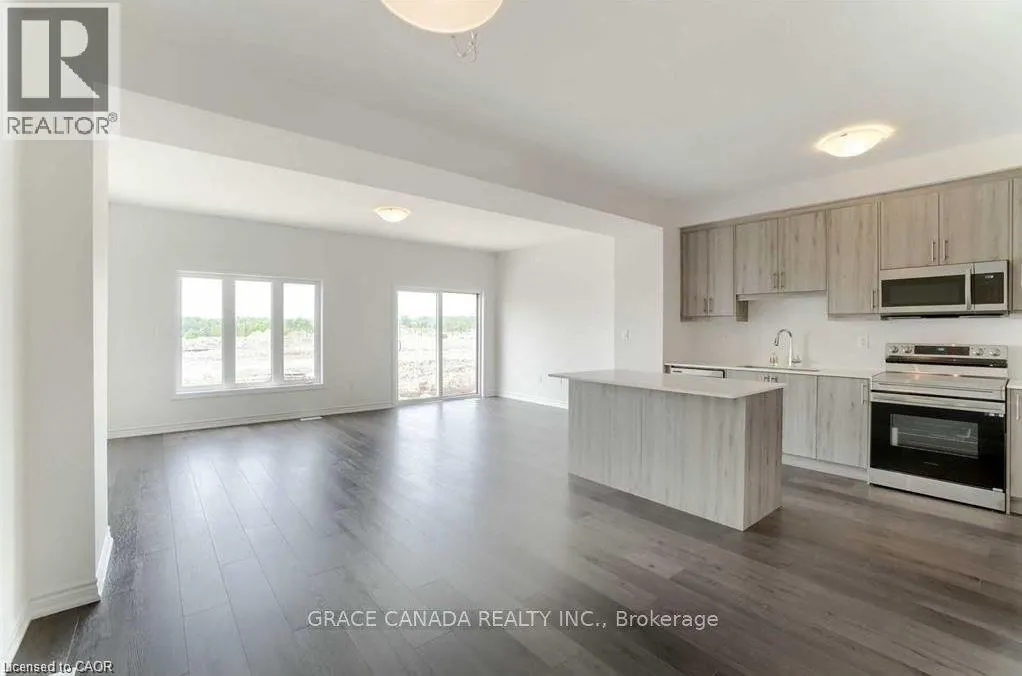39 JUNE CALLWOOD Way