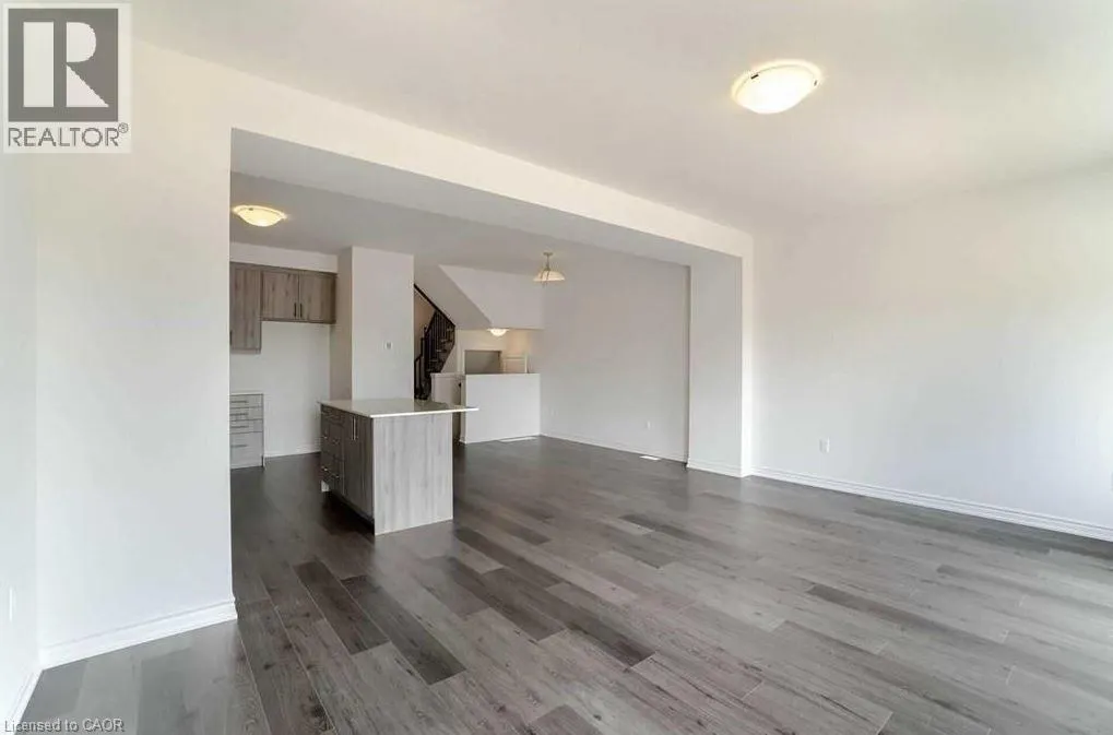 39 JUNE CALLWOOD Way