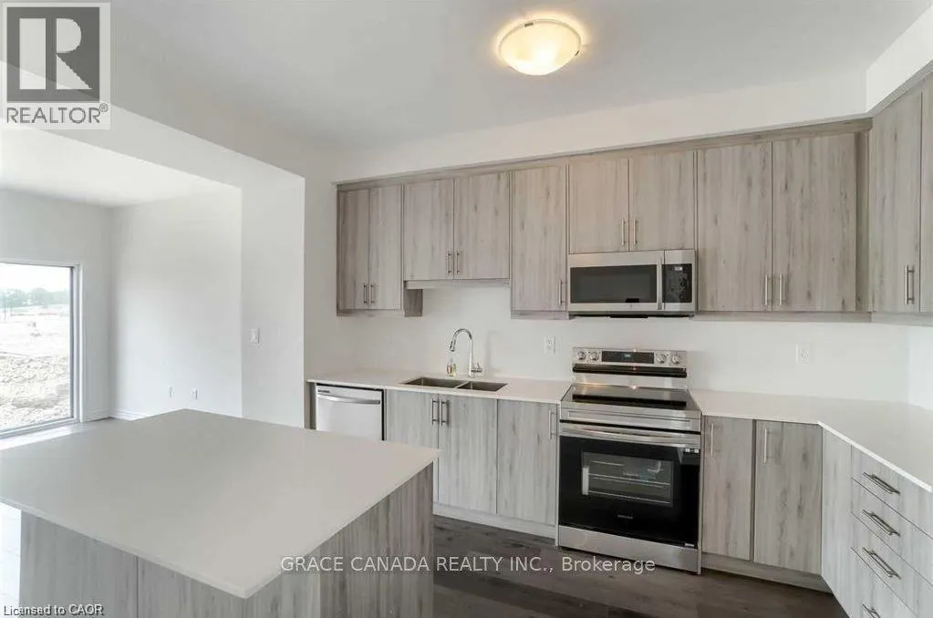39 JUNE CALLWOOD Way