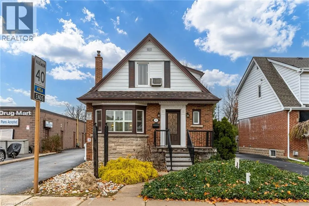 15 EMPRESS Avenue