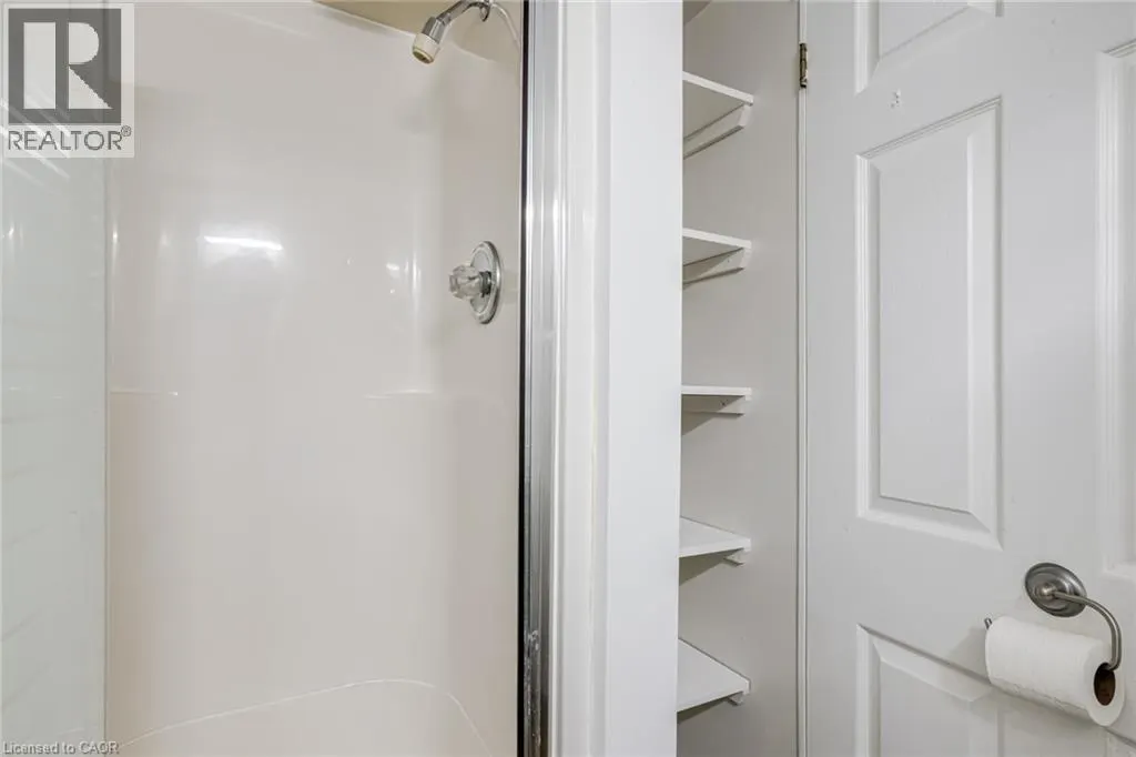 15 EMPRESS Avenue