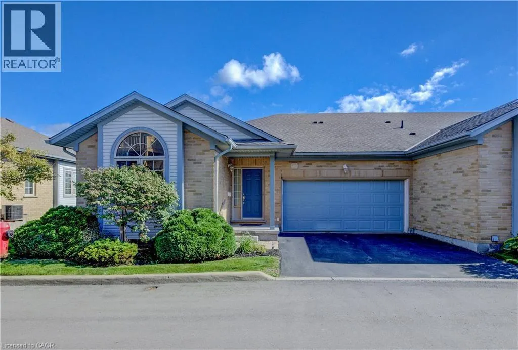 165 CHANDOS Drive Unit# 40, #40