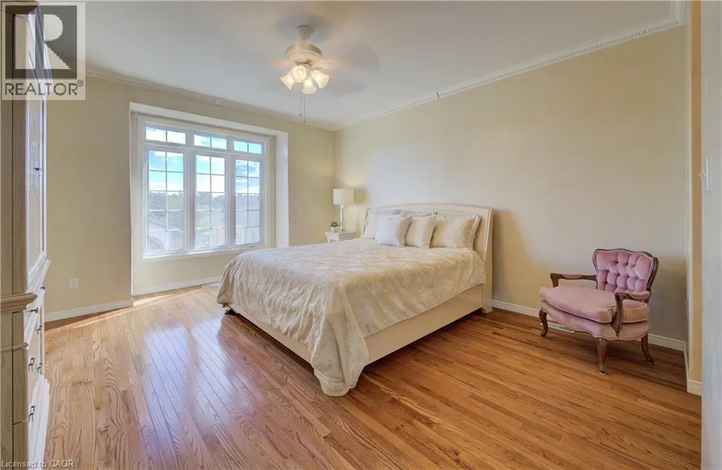 165 CHANDOS Drive Unit# 40, #40