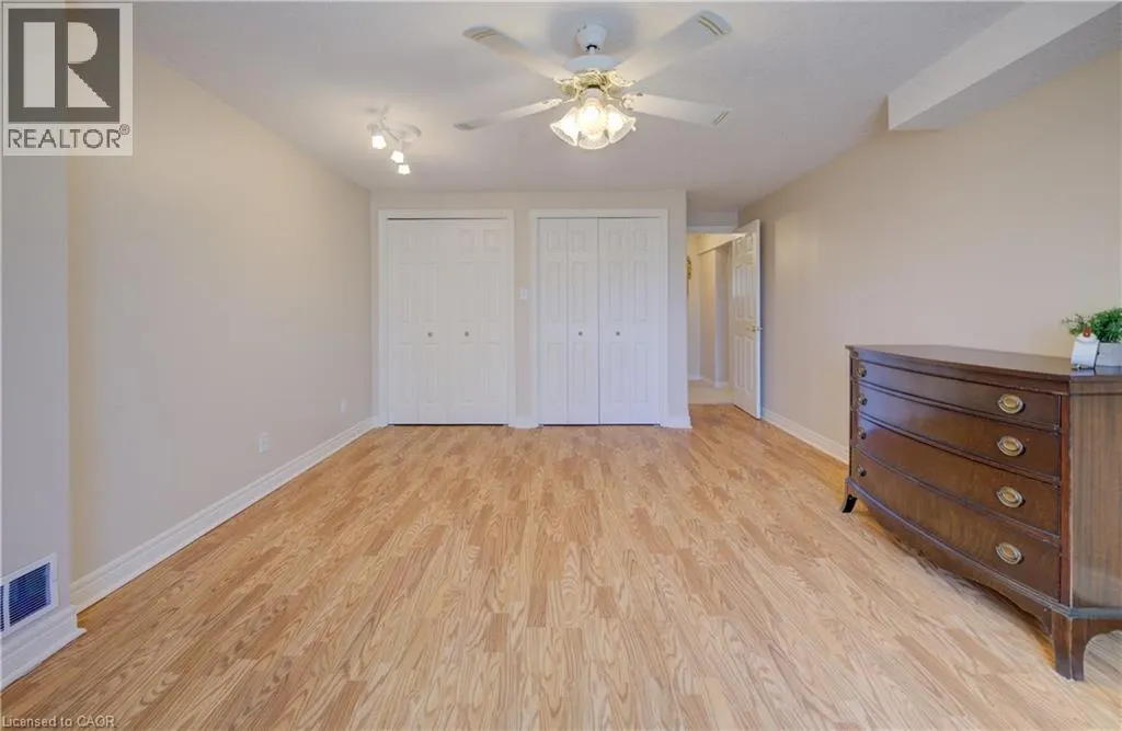 165 CHANDOS Drive Unit# 40, #40