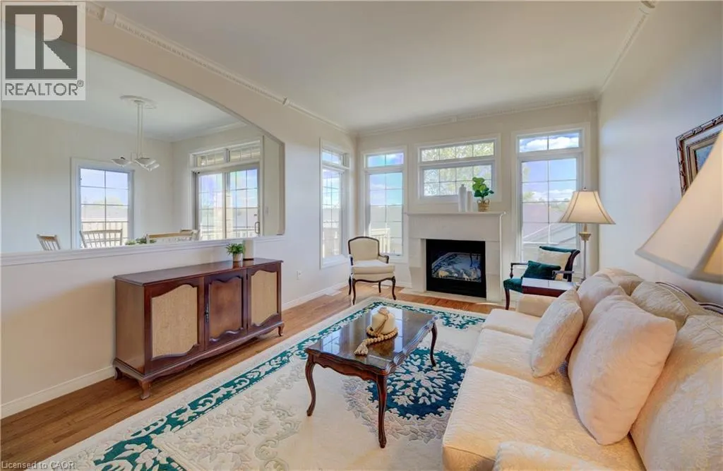 165 CHANDOS Drive Unit# 40, #40
