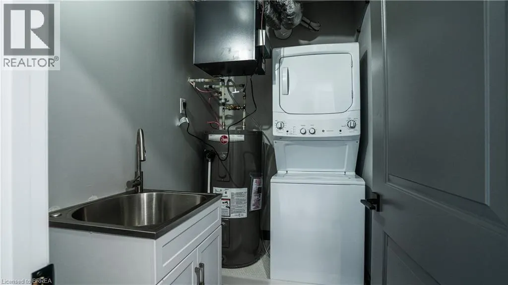 309 NELSON Street Unit# 1, #1