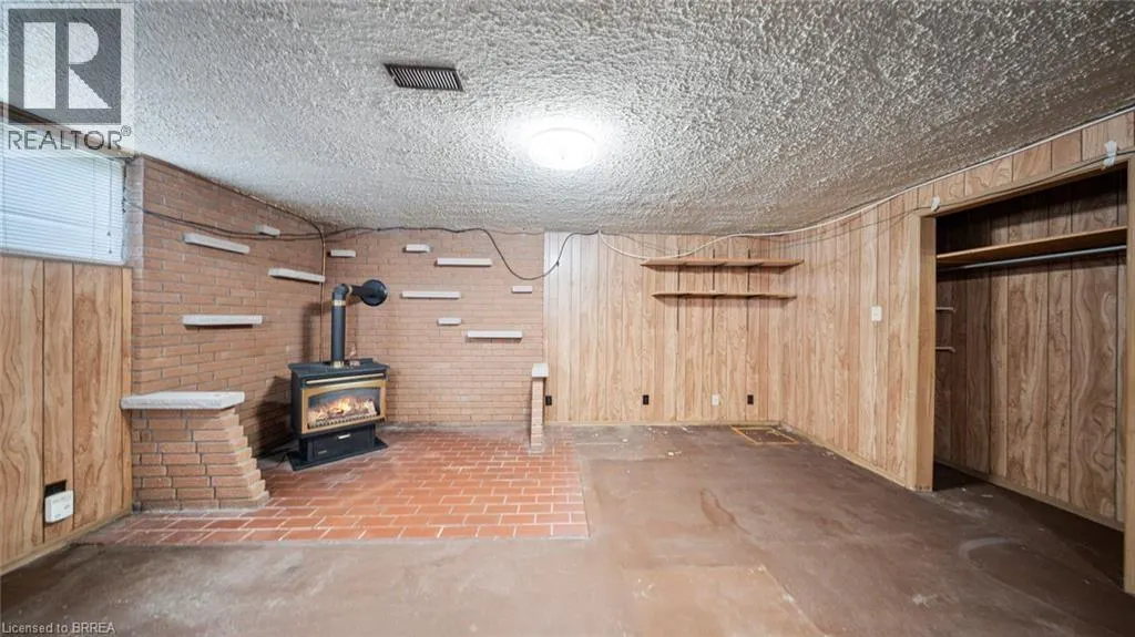 6 VENTNOR Court