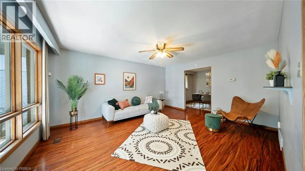 6 VENTNOR Court