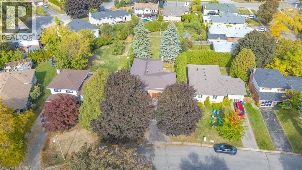 6 VENTNOR Court