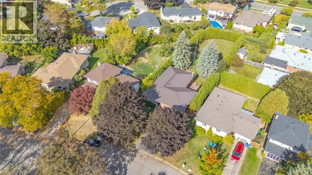 6 VENTNOR Court
