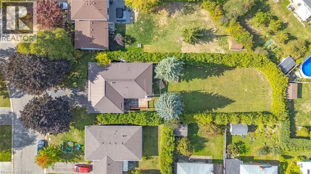 6 VENTNOR Court