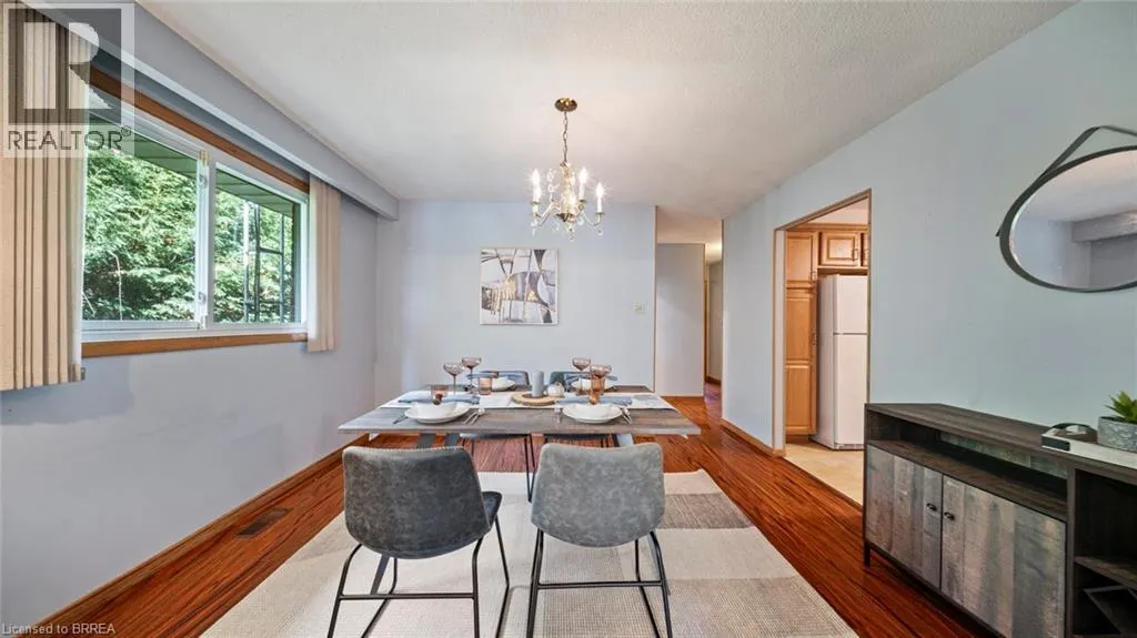 6 VENTNOR Court