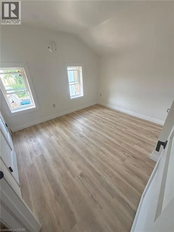 27 QUEENSTON Street Unit# 1, #1