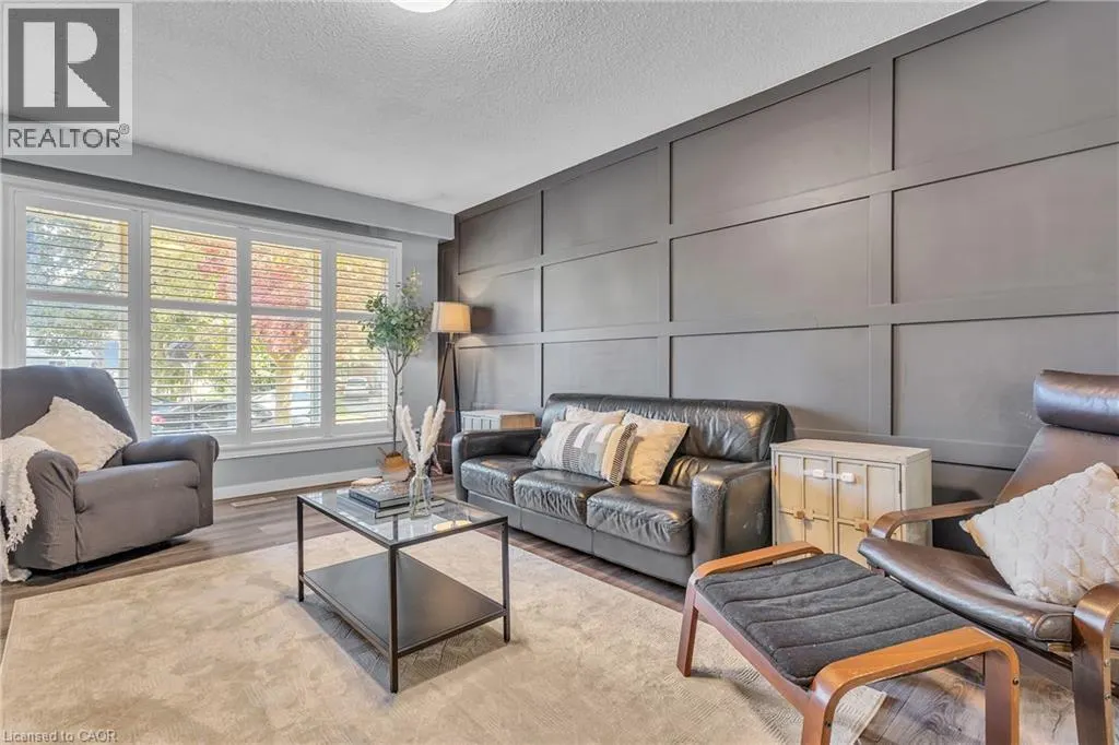 110 SHADELAND Crescent