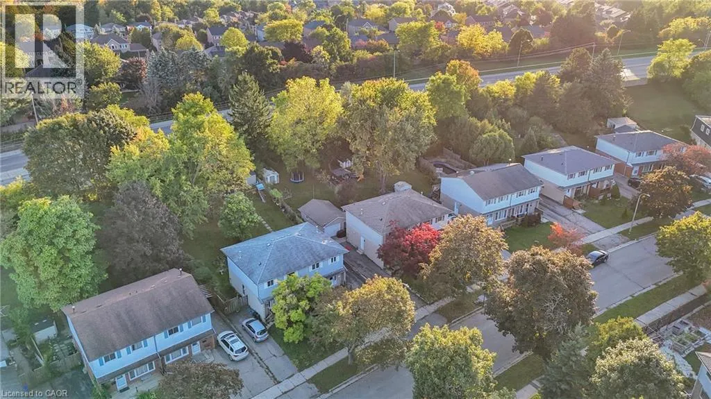 110 SHADELAND Crescent