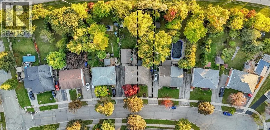 110 SHADELAND Crescent