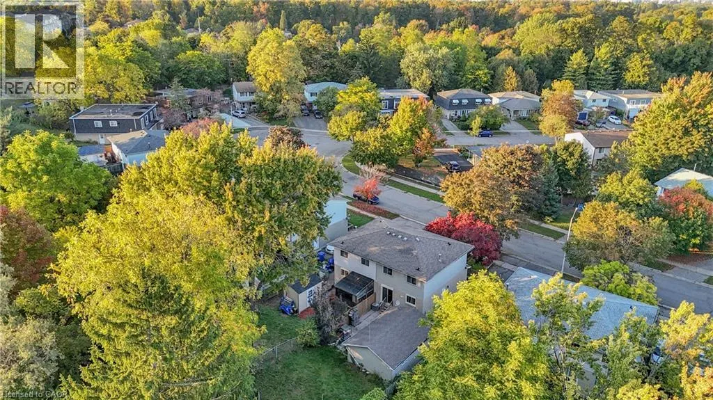 110 SHADELAND Crescent