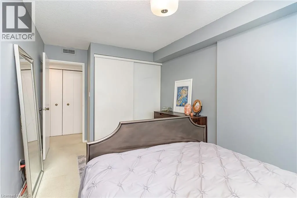 120 DUKE Street Unit# 206, #206