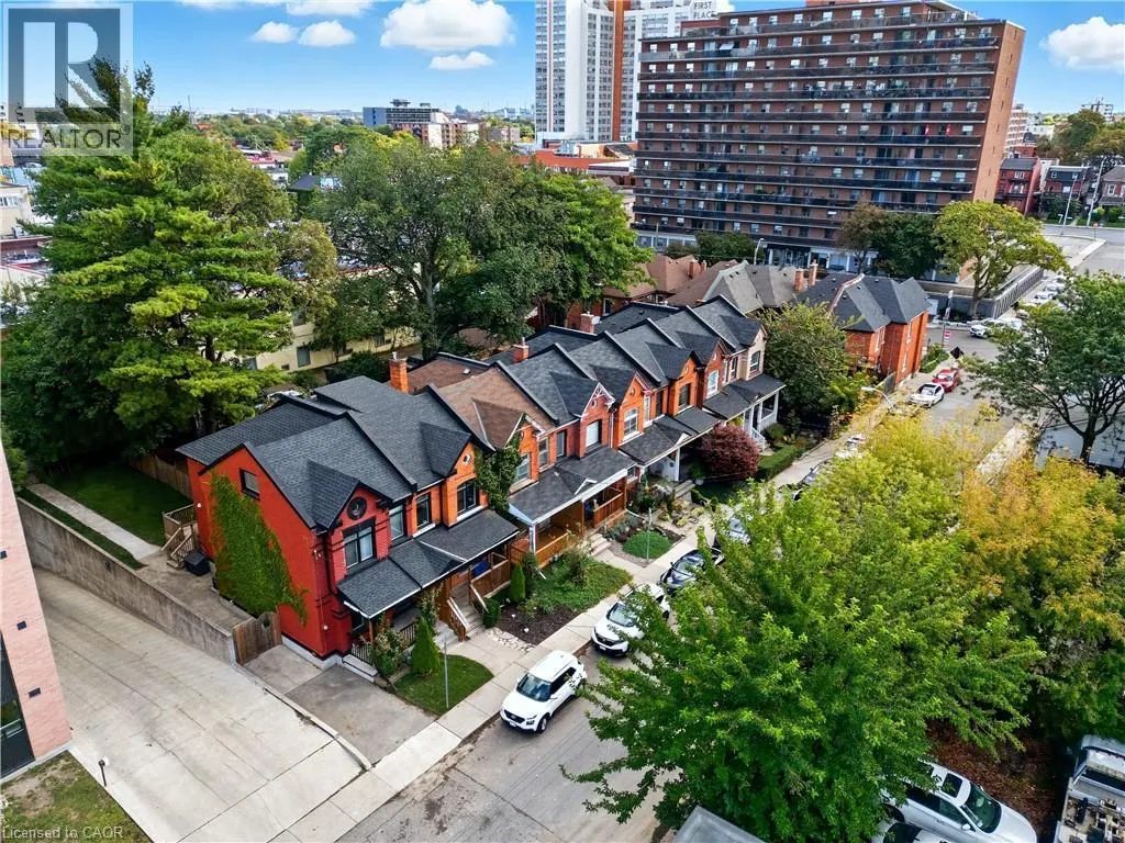 199 JACKSON Street E