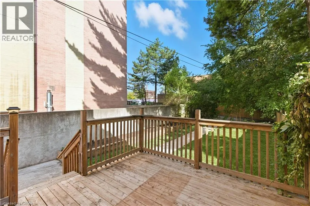 199 JACKSON Street E