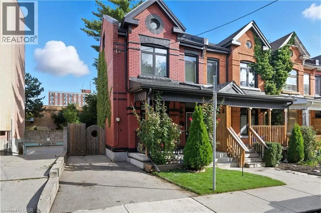 199 JACKSON Street E
