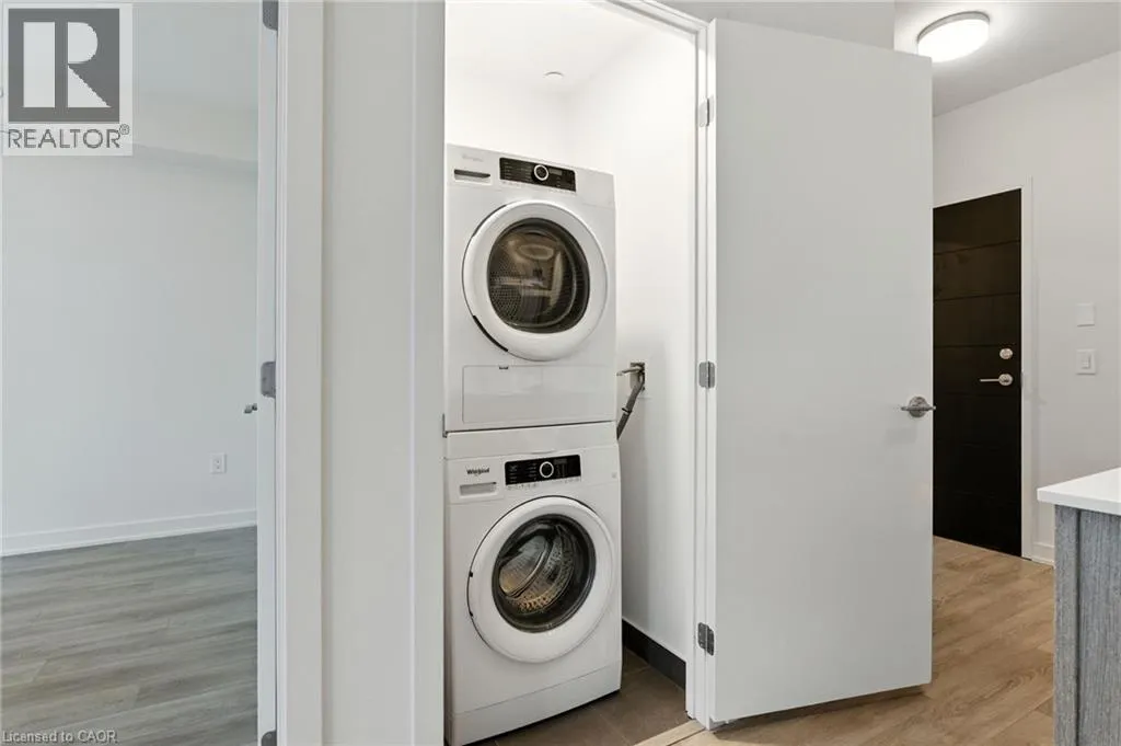 212 KING WILLIAM Street Unit# 1209, #1209