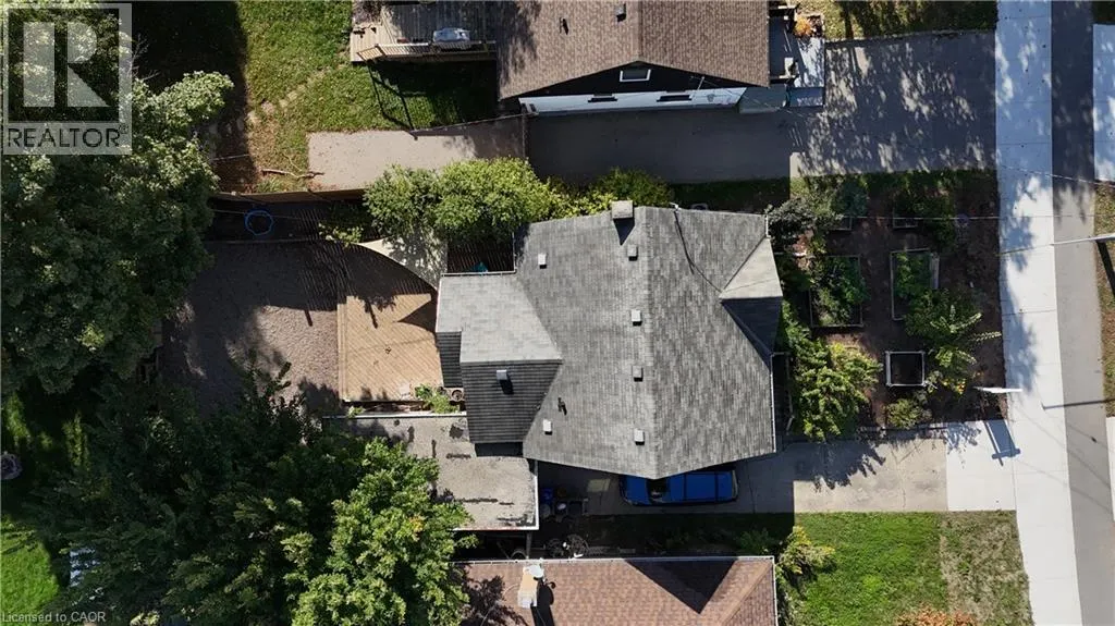 186 HIGHLAND Road E