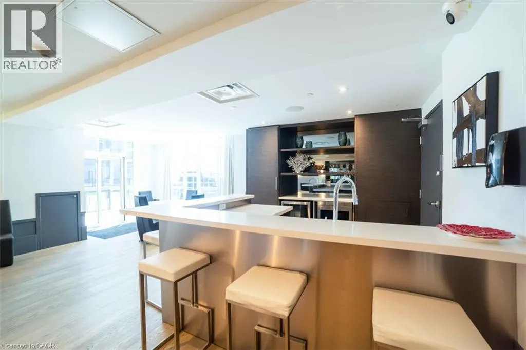 10 CONCORD Place Unit# 201, #201