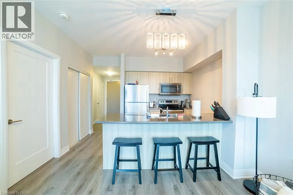 10 CONCORD Place Unit# 201, #201