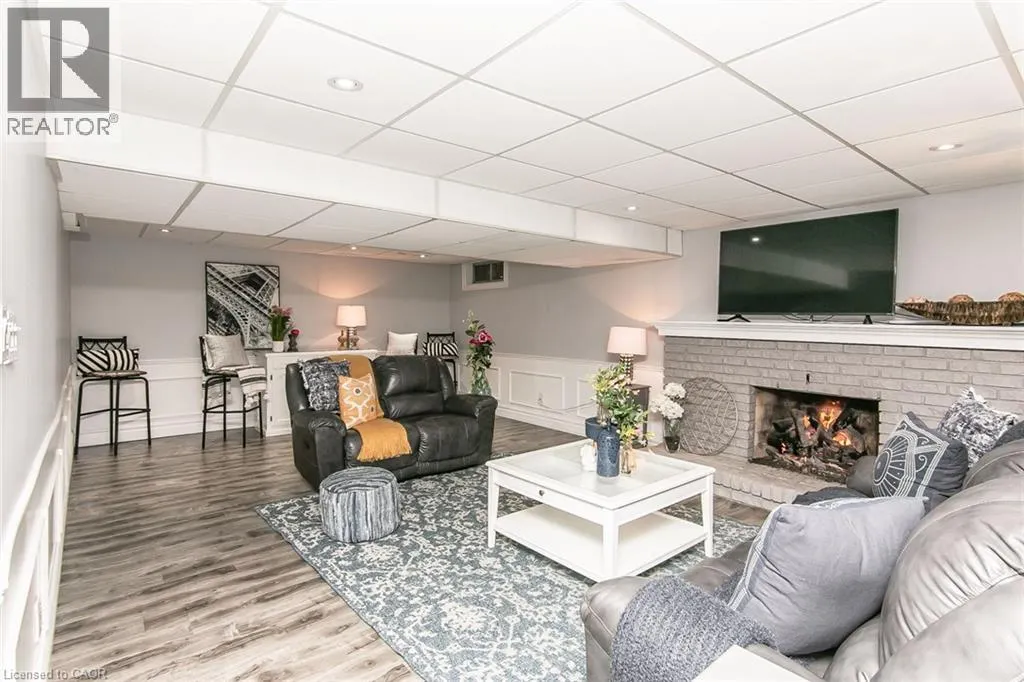 358 GREEN ACRES Drive