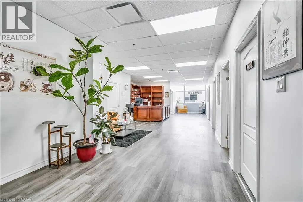 1040 GARNER Road W Unit# 207, #207