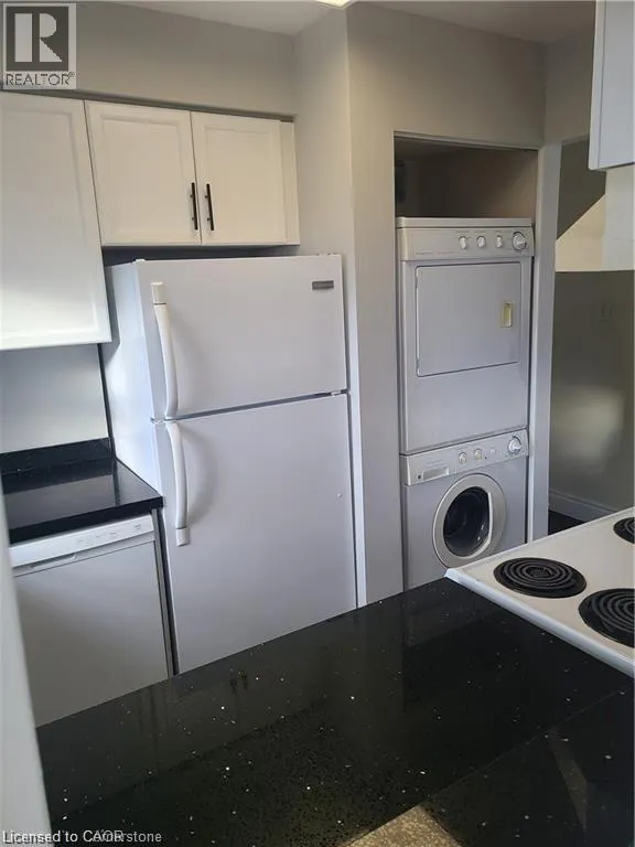 1270 MAPLE CROSSING Boulevard Unit# 914, #914