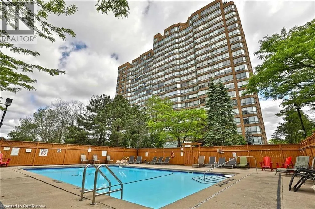 1270 MAPLE CROSSING Boulevard Unit# 914, #914