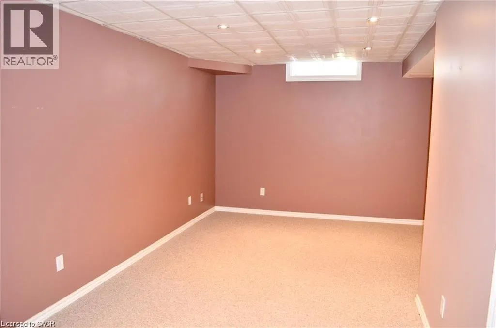 122 FOXBOROUGH Drive