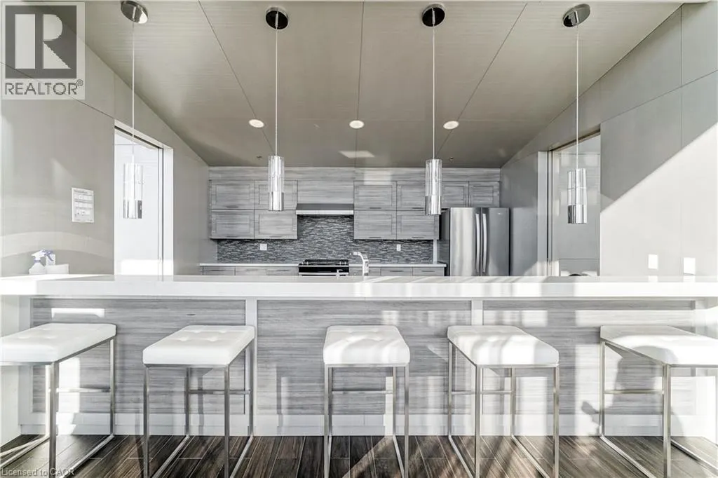 2081 FAIRVIEW Street Unit# 713, #713