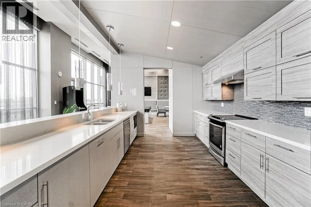 2081 FAIRVIEW Street Unit# 713, #713