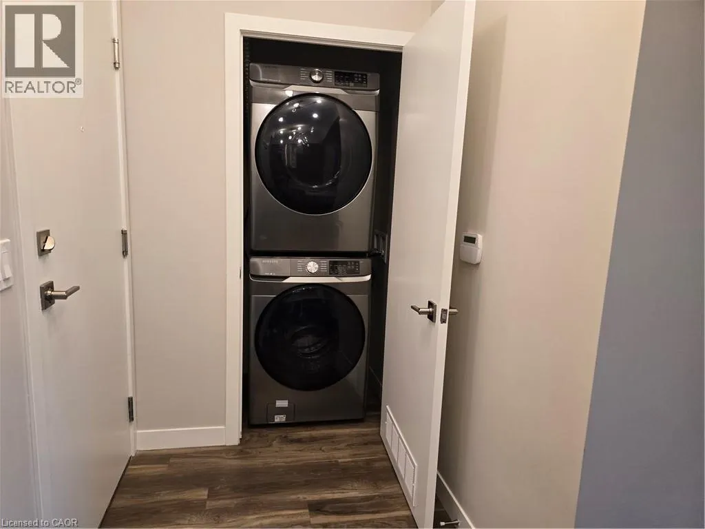 2081 FAIRVIEW Street Unit# 713, #713