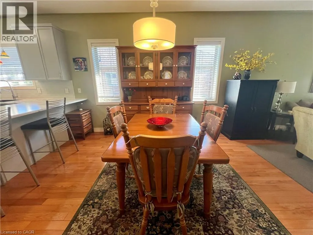 21 WILLOWLANDING Court