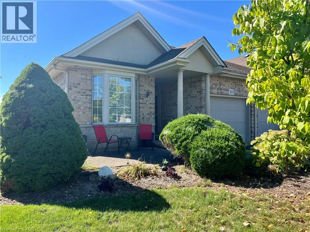 21 WILLOWLANDING Court