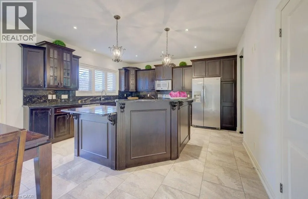 6379 CHRISTOPHER Crescent