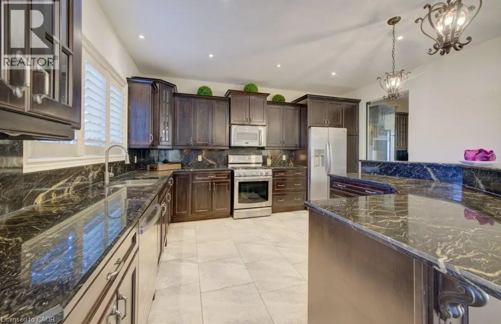 6379 CHRISTOPHER Crescent