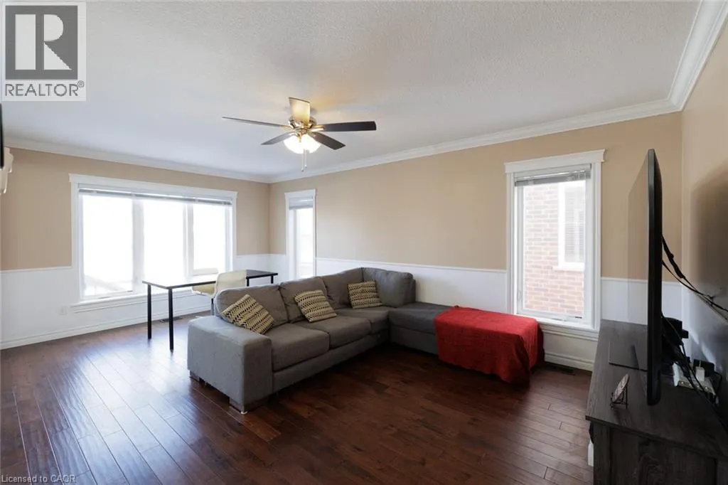 31 BROADOAKS Drive