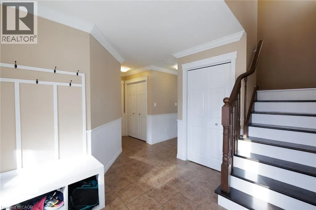 31 BROADOAKS Drive