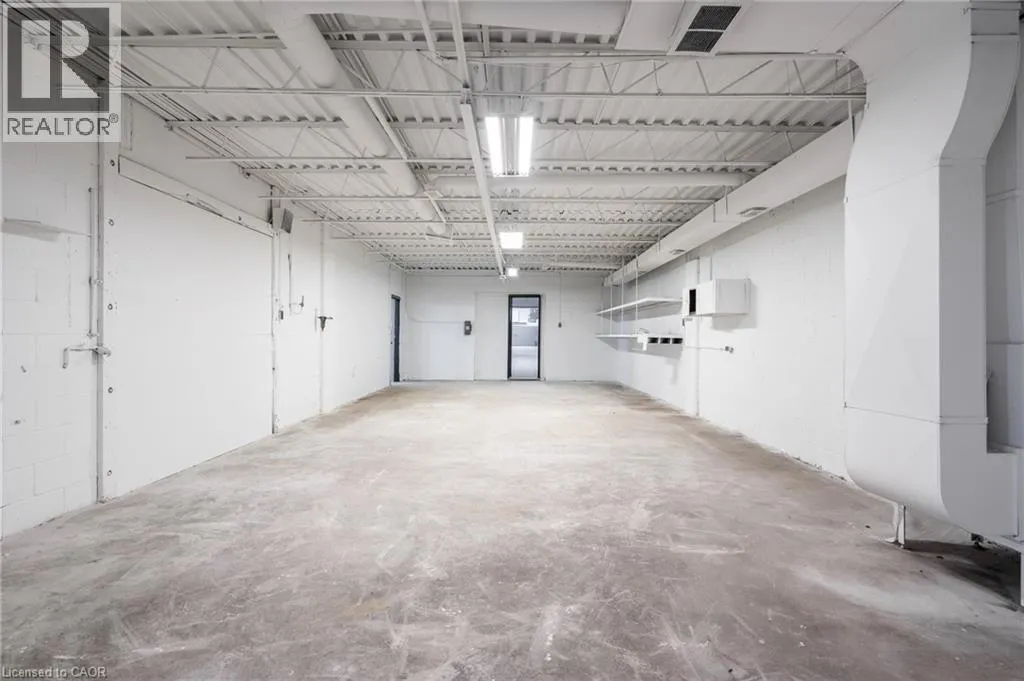 100 BURLAND Crescent Unit# 1, #1