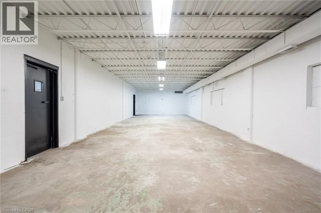 100 BURLAND Crescent Unit# 1, #1