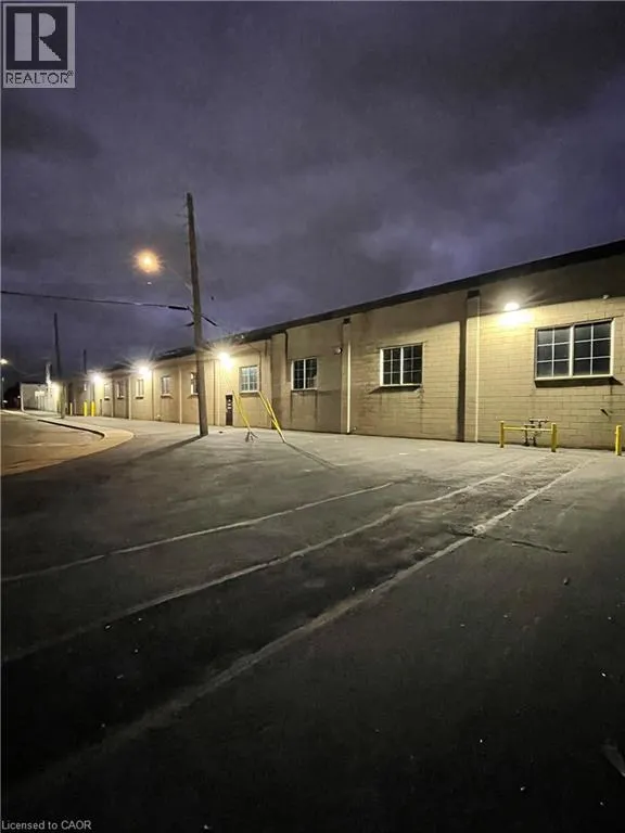 100 BURLAND Crescent Unit# 2, #2