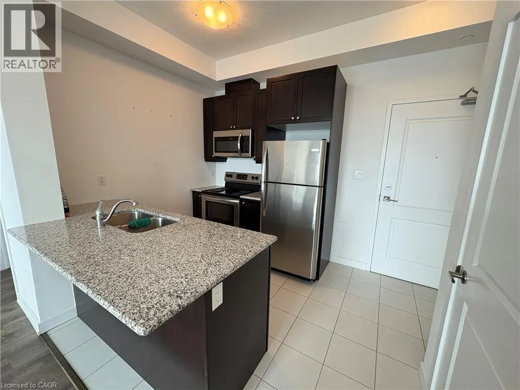 101 SHOREVIEW Place