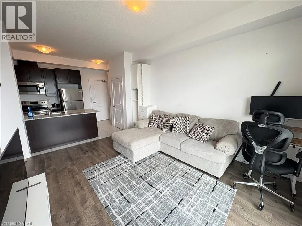 101 SHOREVIEW Place