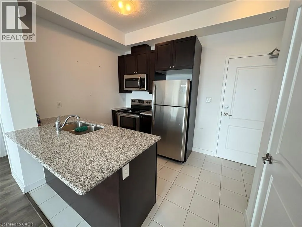 101 SHOREVIEW Place